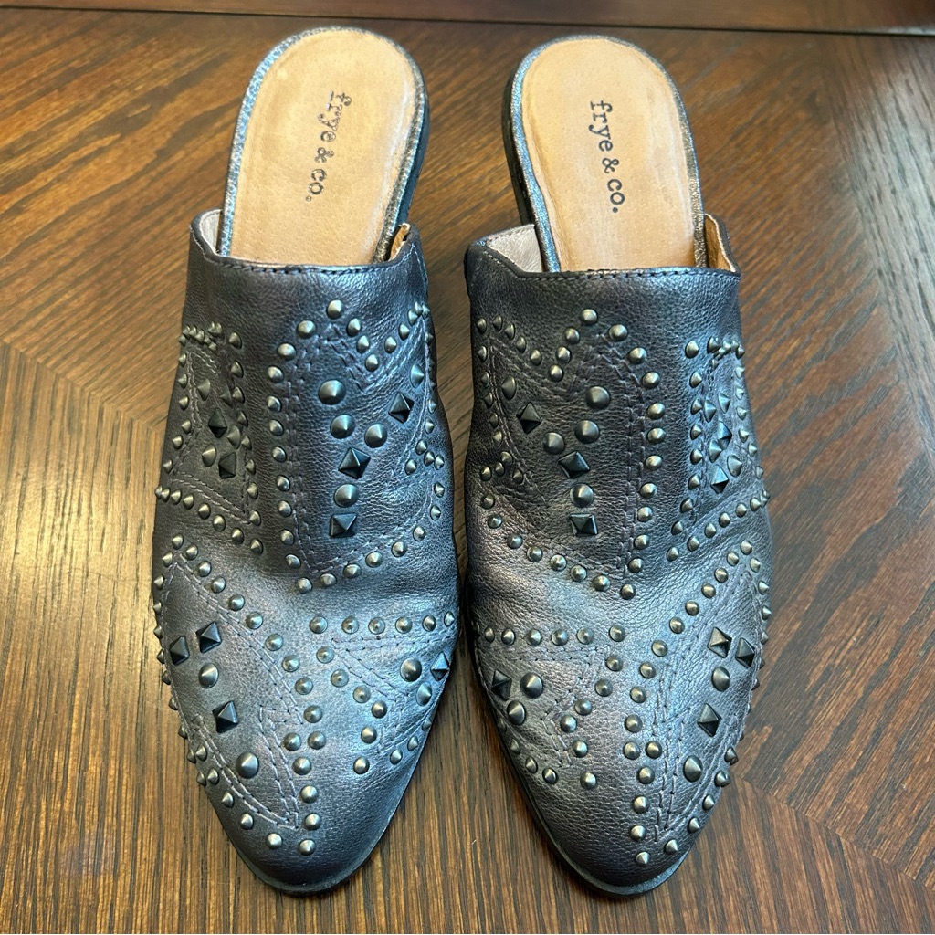 Frye & Co Size 7.5 Phoenix Pewter Heeled Studded Mule Shoe
